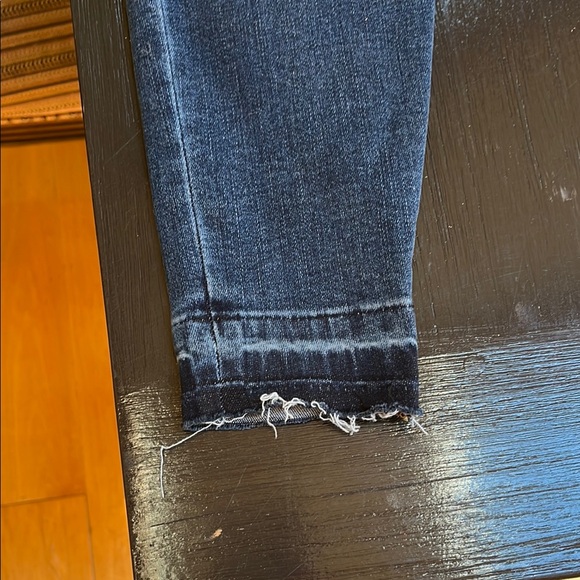 Spanx distressed ankle skinny jean - Picture 5 of 10